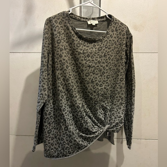 Umgee - Picture 1 of 3